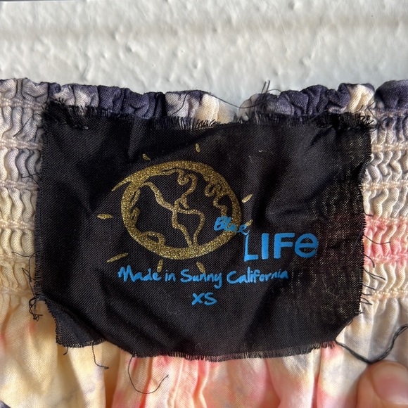 Blue Life beach bunny shorts - Picture 3 of 4